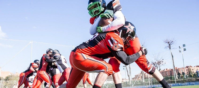 game challenge Man Using Software Composition Analysis to Manage Open Source Risk